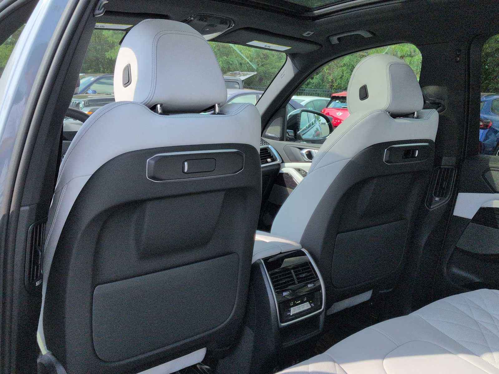 2026 BMW X5 xDrive40i xDrive40i