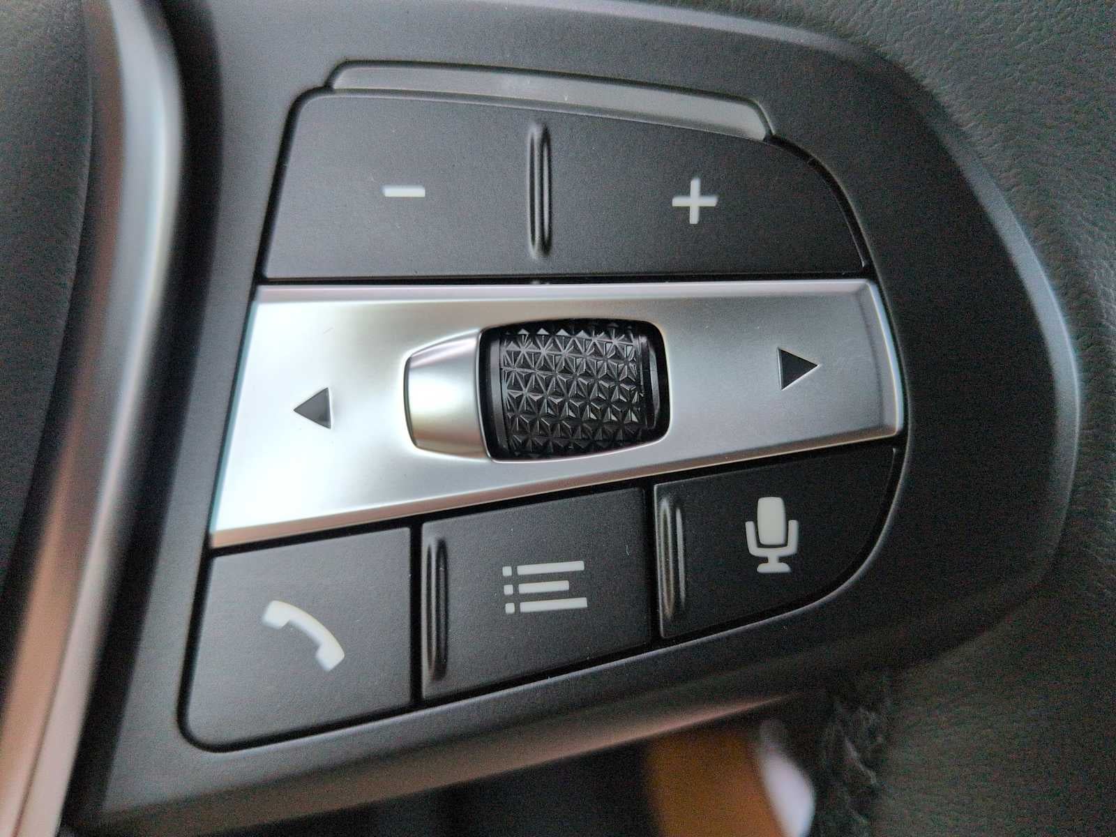 2026 BMW X5 xDrive40i xDrive40i