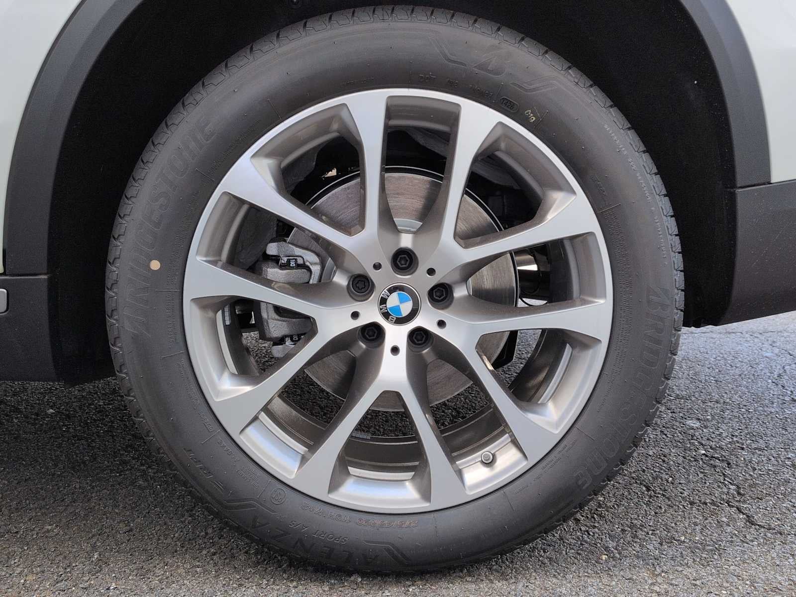 2026 BMW X5 xDrive40i xDrive40i