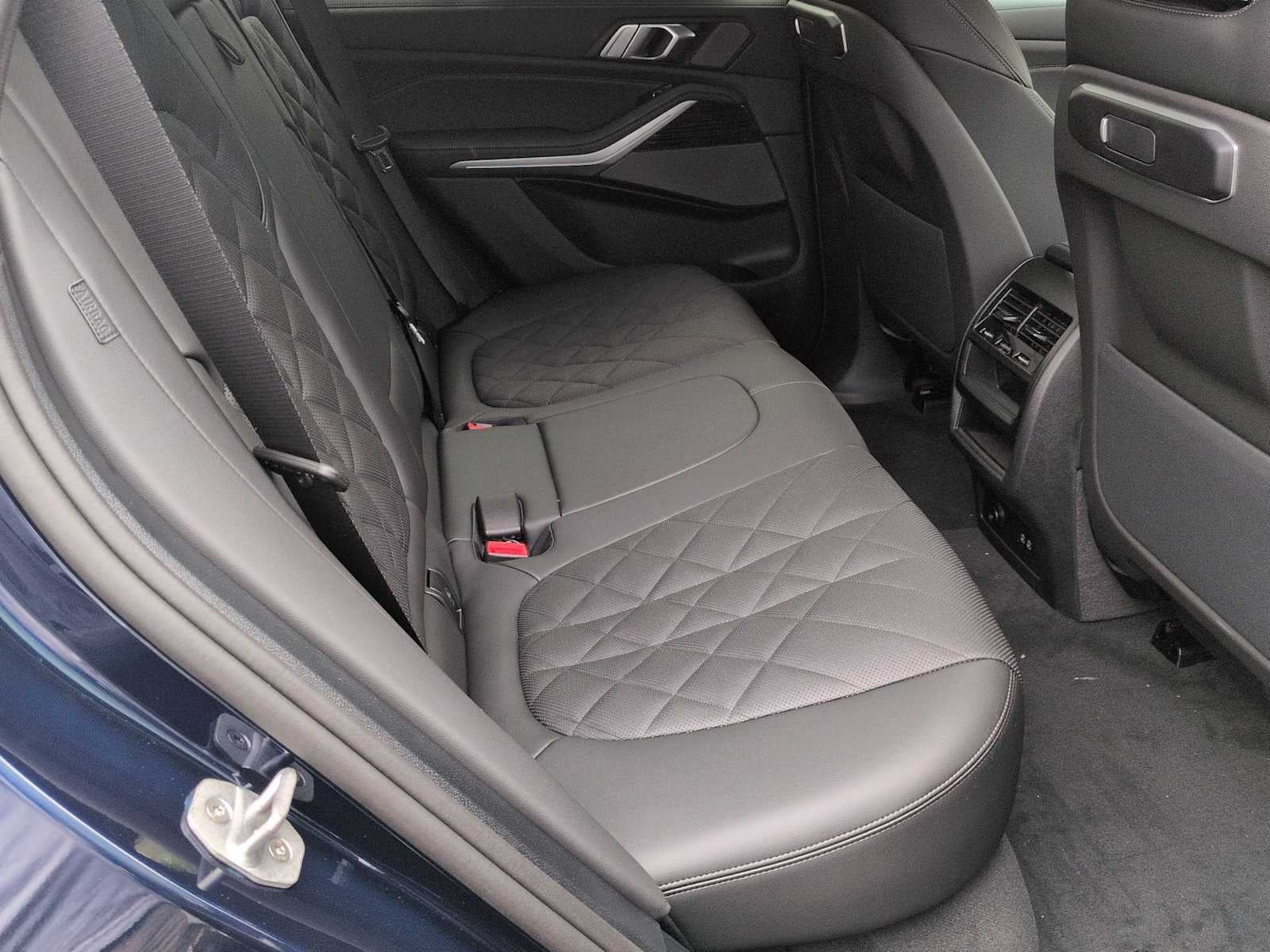 2026 BMW X5 xDrive40i xDrive40i