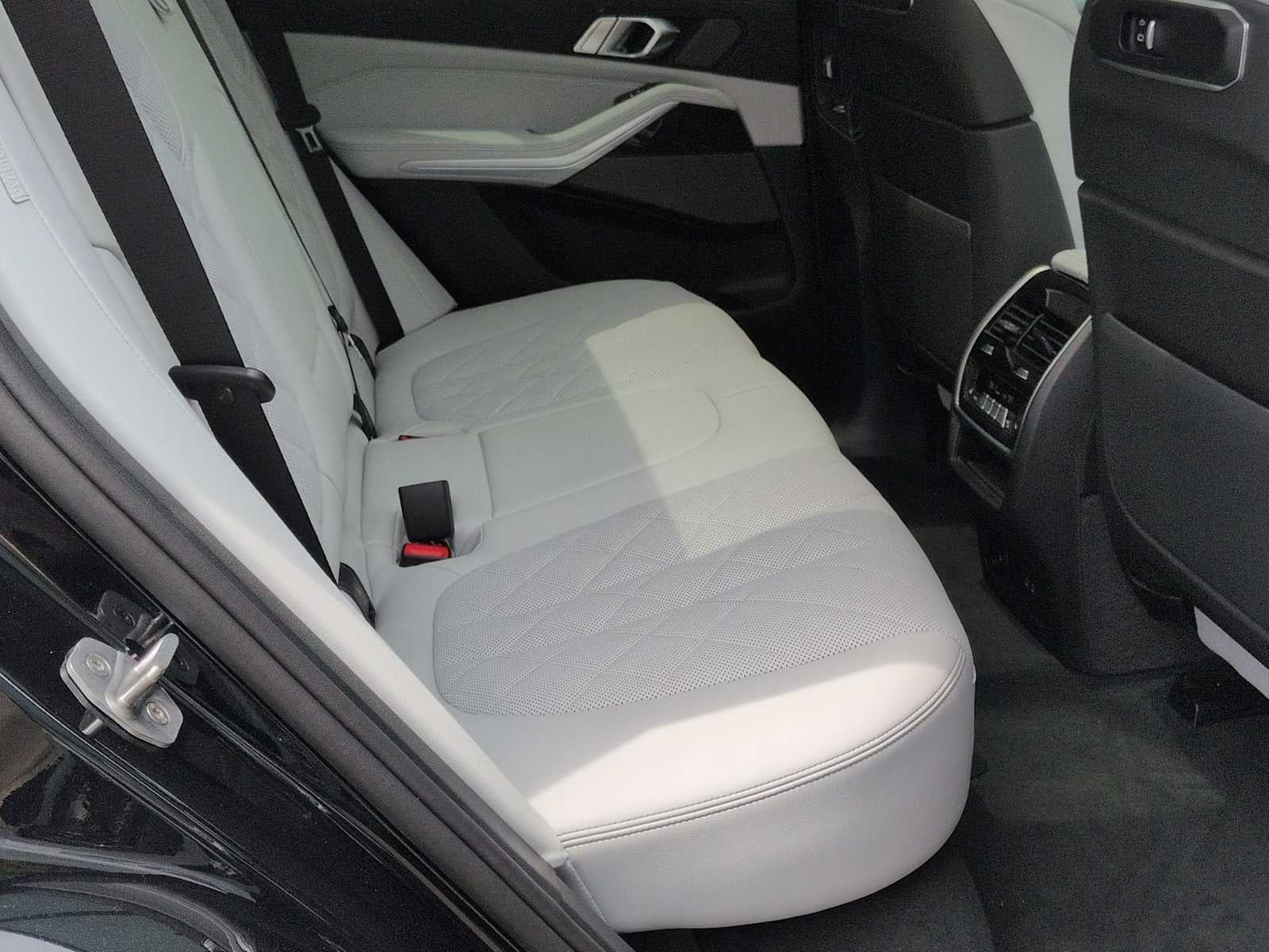 2026 BMW X5 xDrive40i xDrive40i