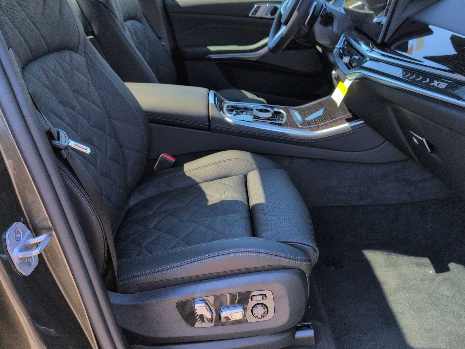 2026 BMW X5 xDrive40i xDrive40i