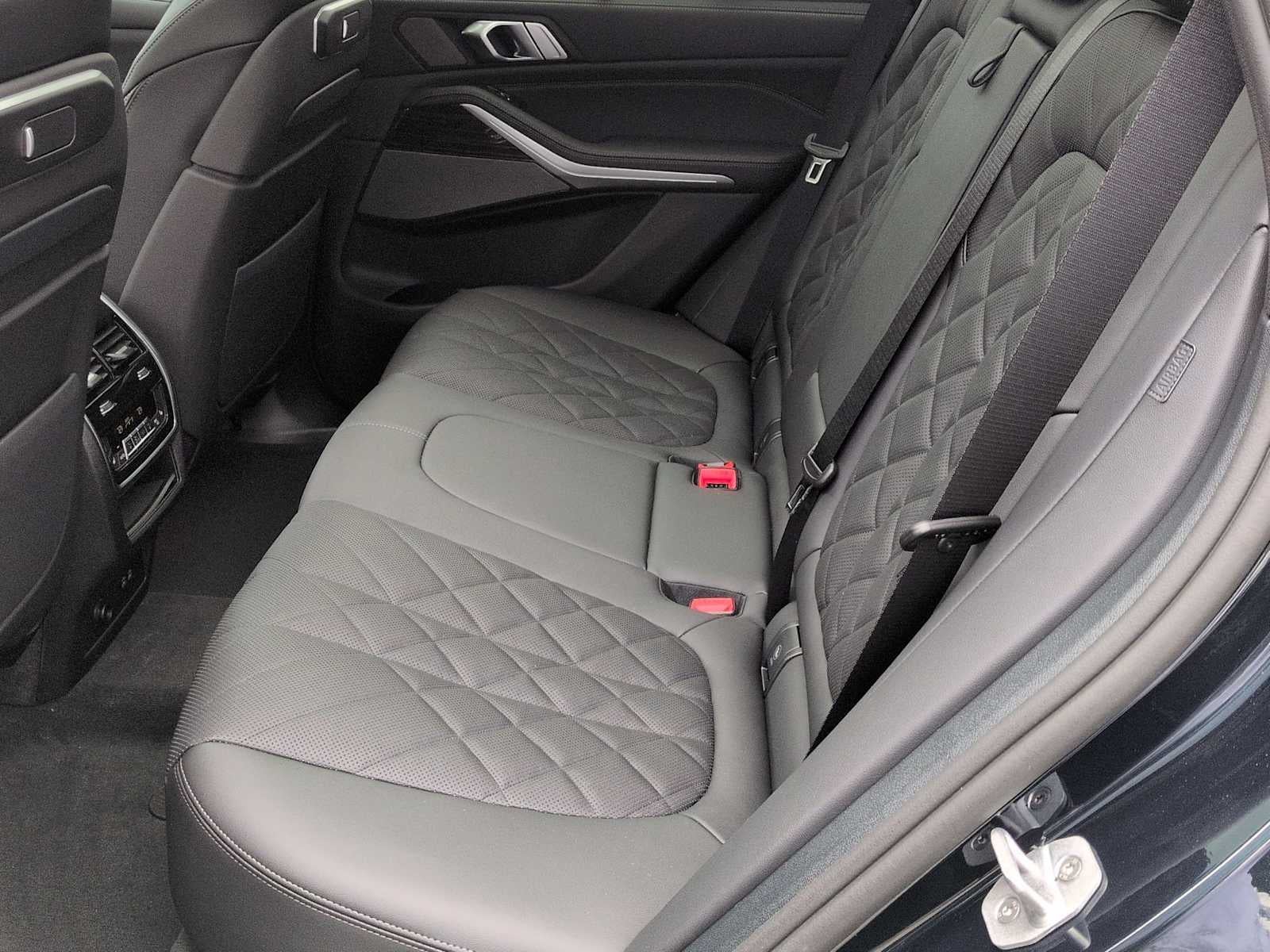 2026 BMW X5 xDrive40i xDrive40i