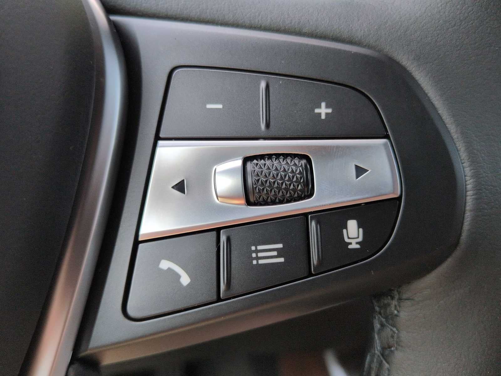 2026 BMW X5 xDrive40i xDrive40i
