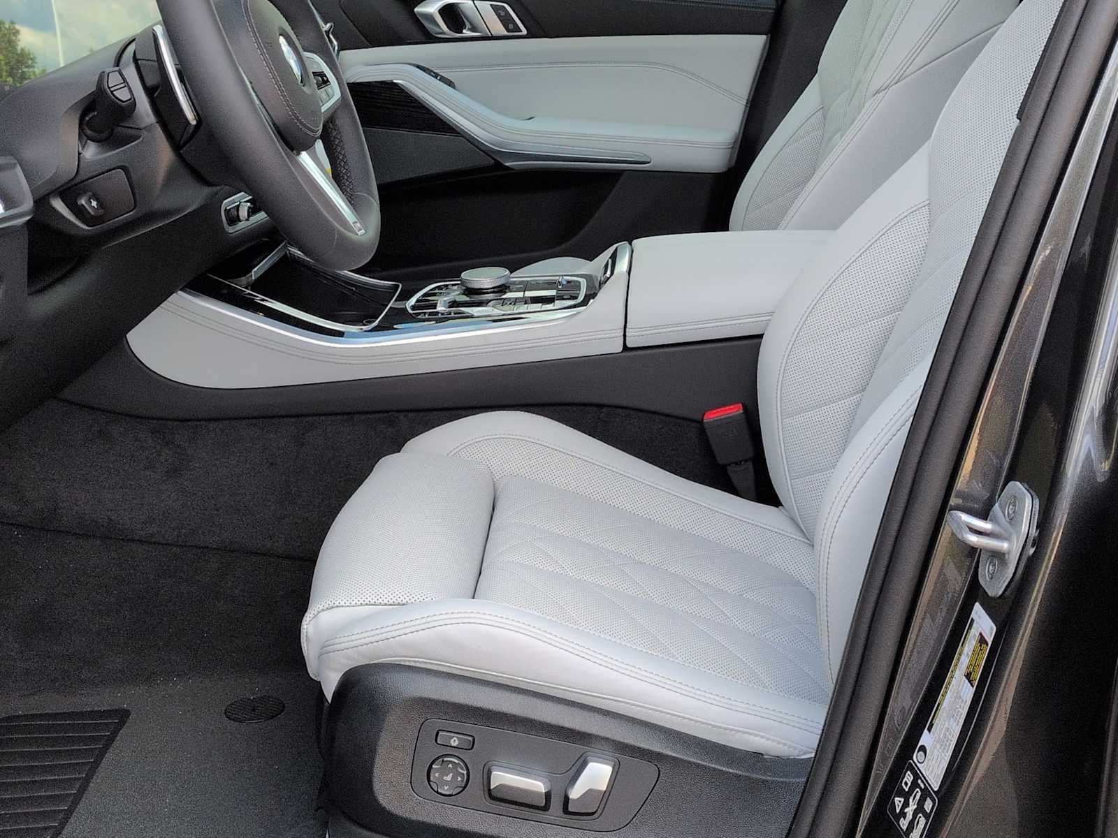 2026 BMW X5 xDrive40i xDrive40i