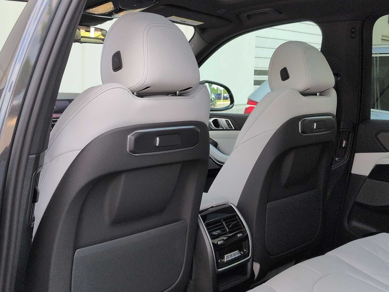 2026 BMW X5 xDrive40i xDrive40i