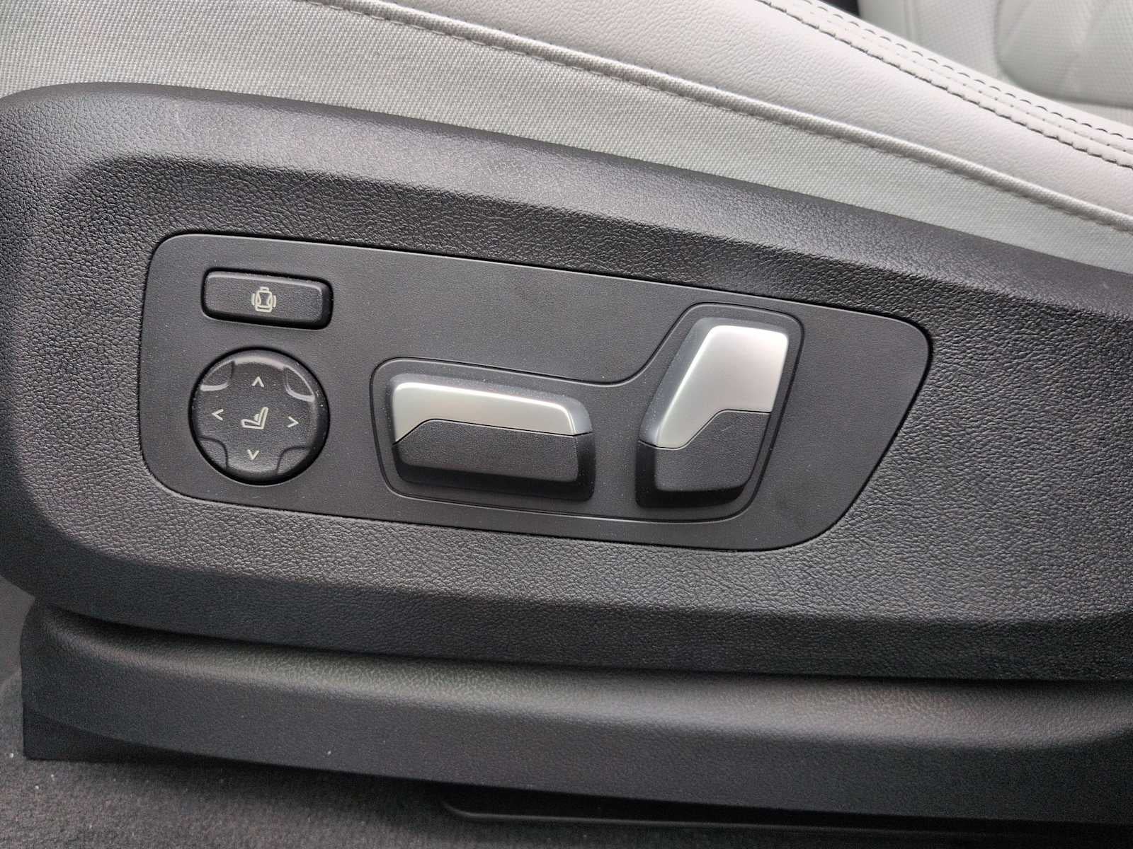 2026 BMW X5 xDrive40i xDrive40i