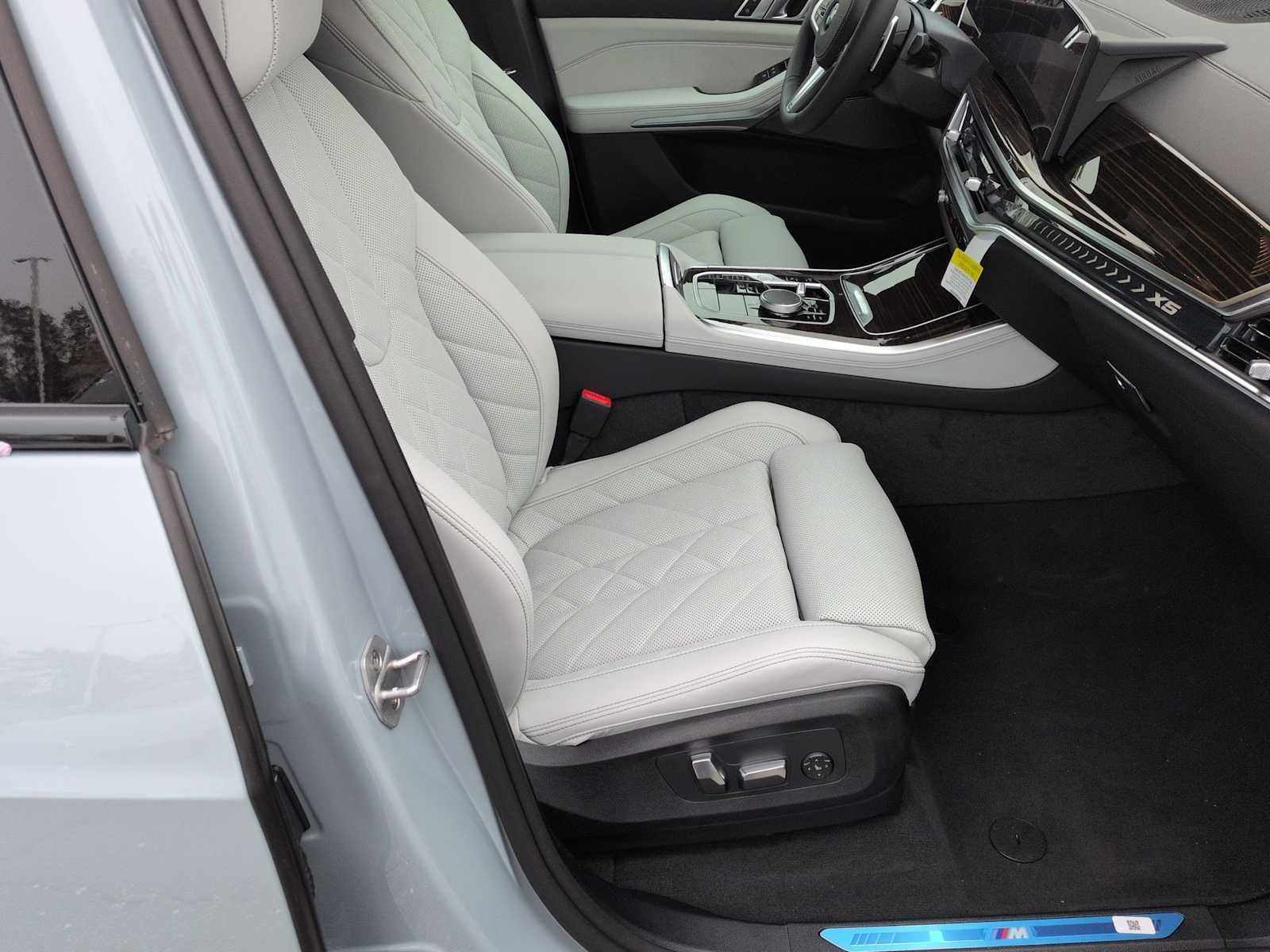 2026 BMW X5 xDrive40i xDrive40i