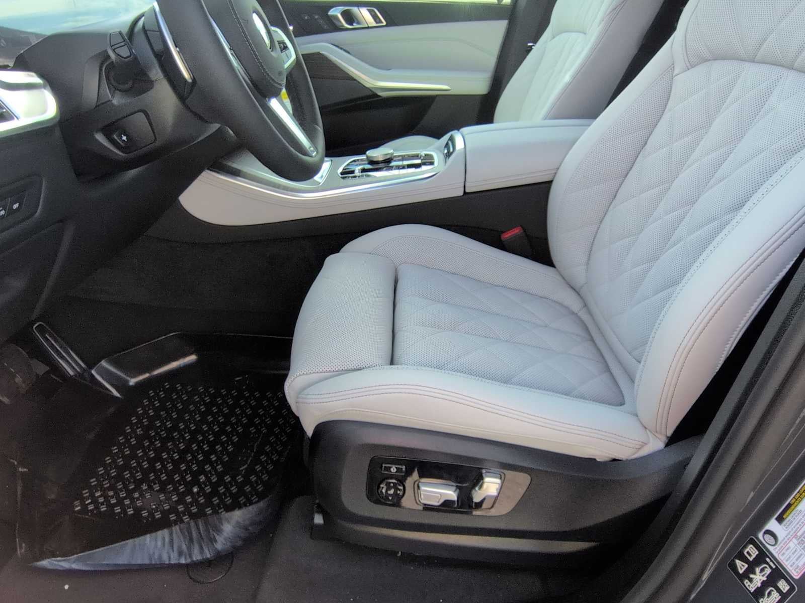 2026 BMW X5 xDrive40i xDrive40i