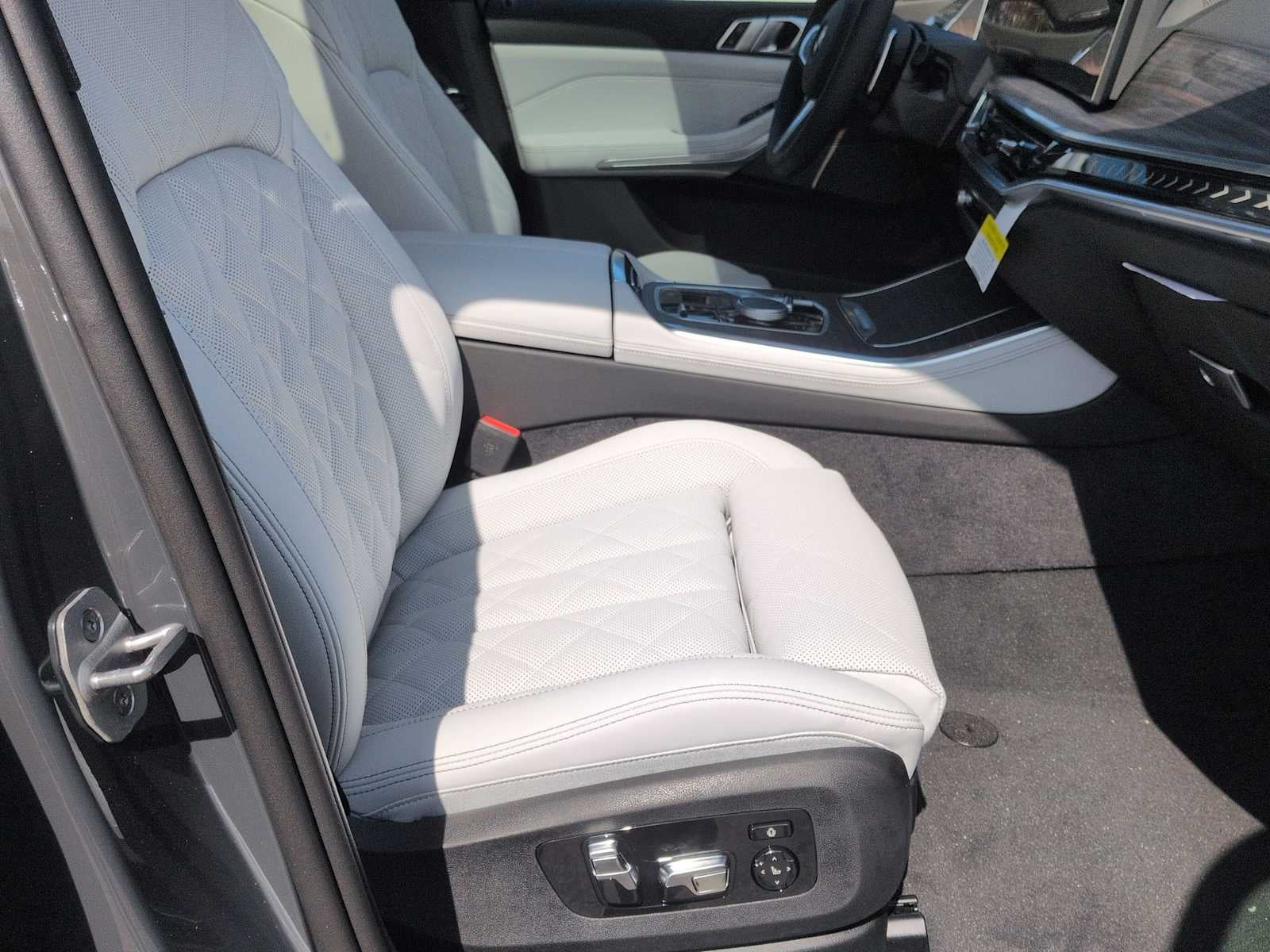 2026 BMW X5 xDrive40i xDrive40i