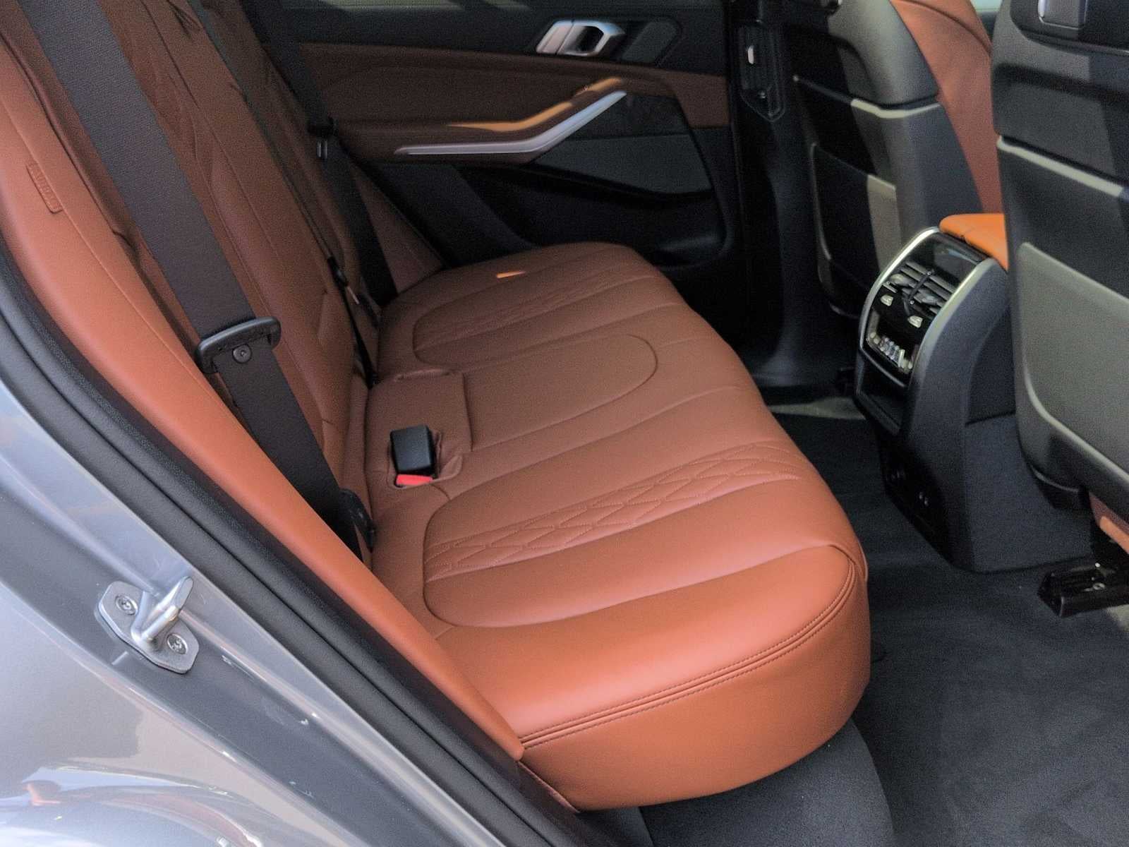 2026 BMW X5 xDrive40i xDrive40i