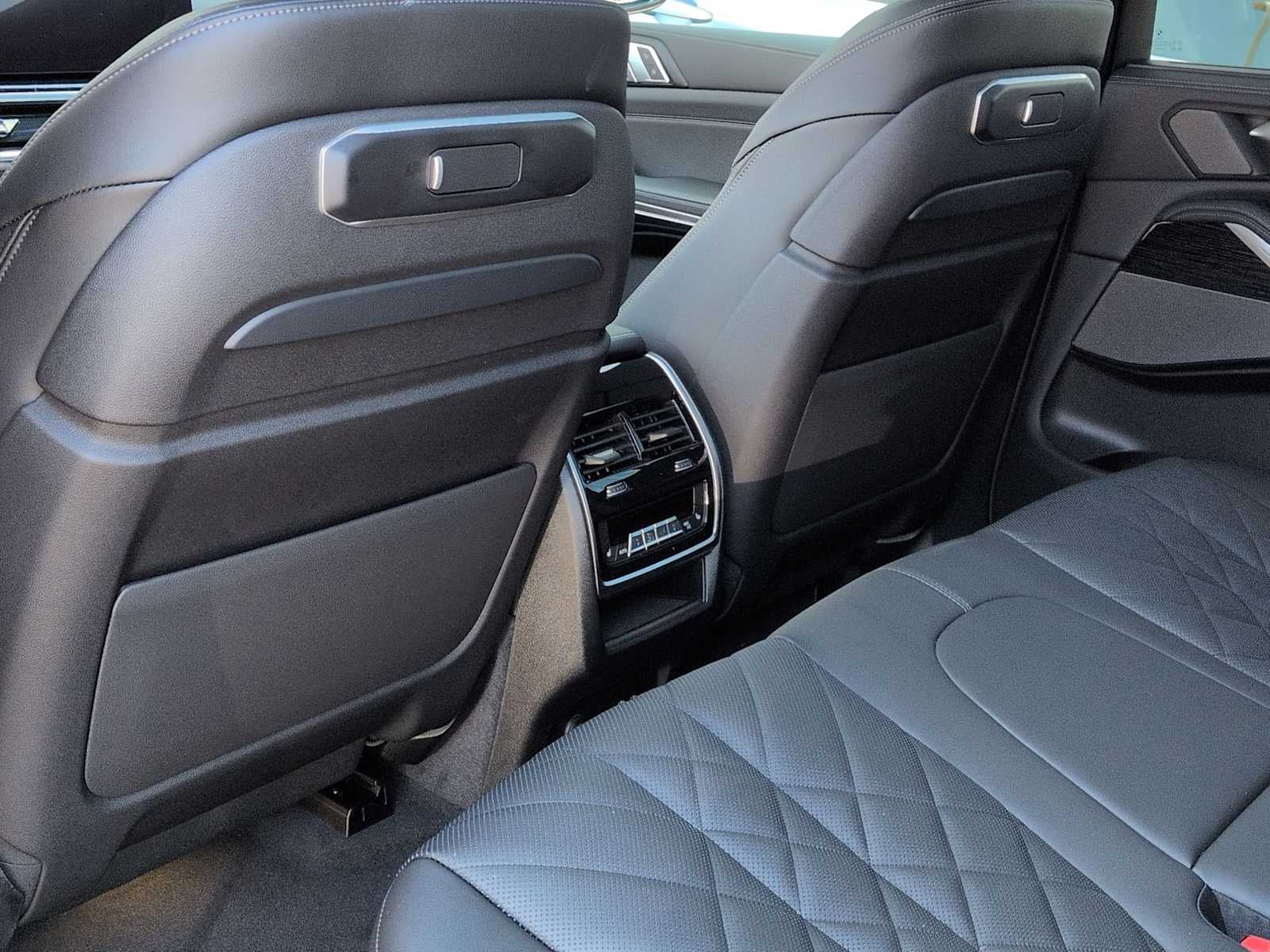 2026 BMW X5 xDrive40i xDrive40i