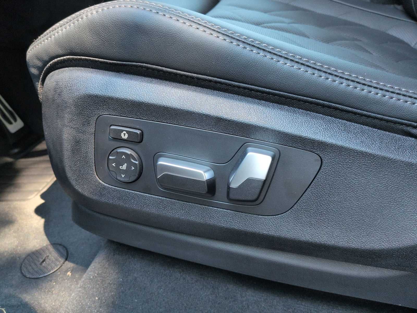2026 BMW X5 xDrive40i xDrive40i