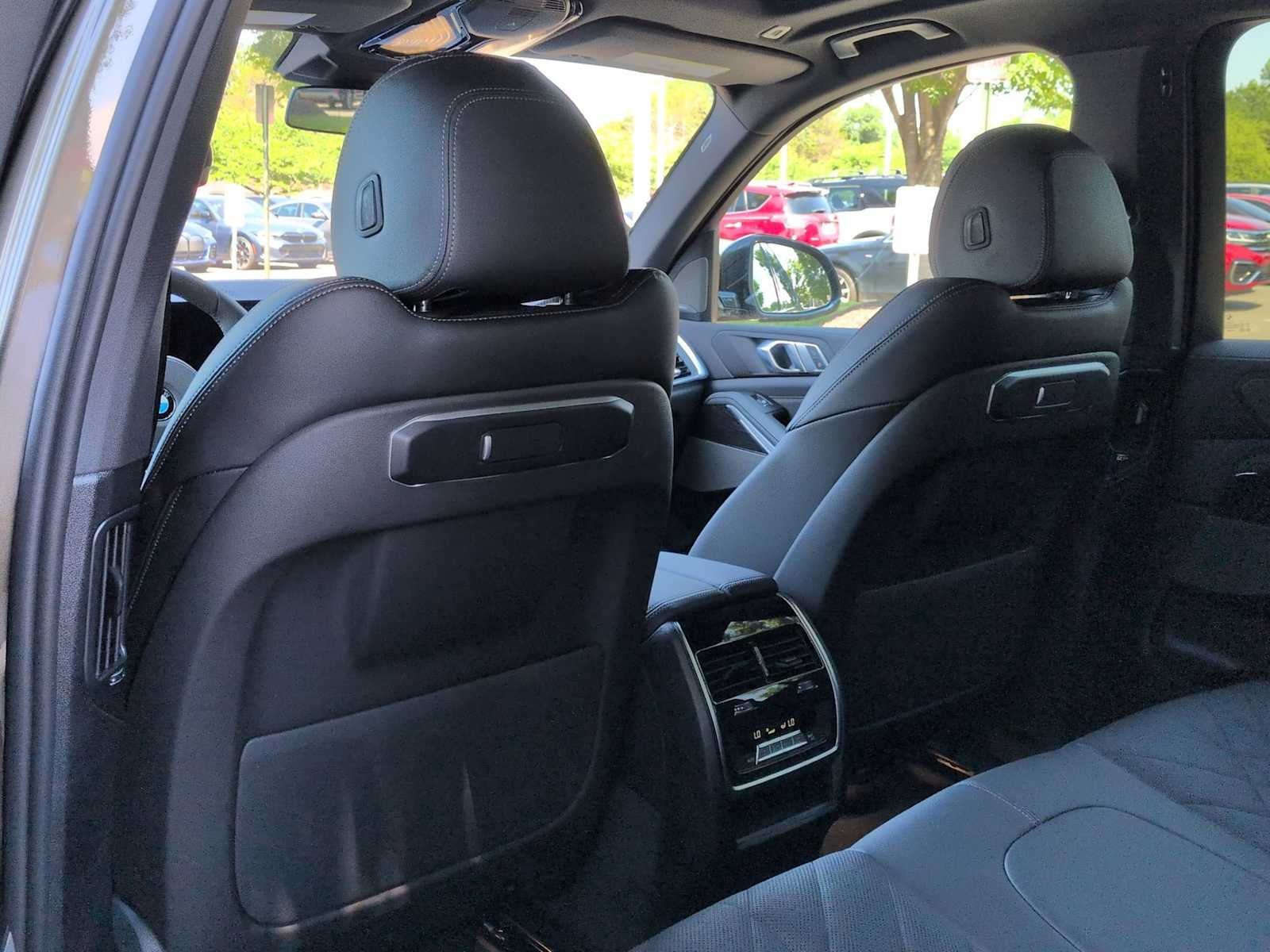 2026 BMW X5 xDrive40i xDrive40i