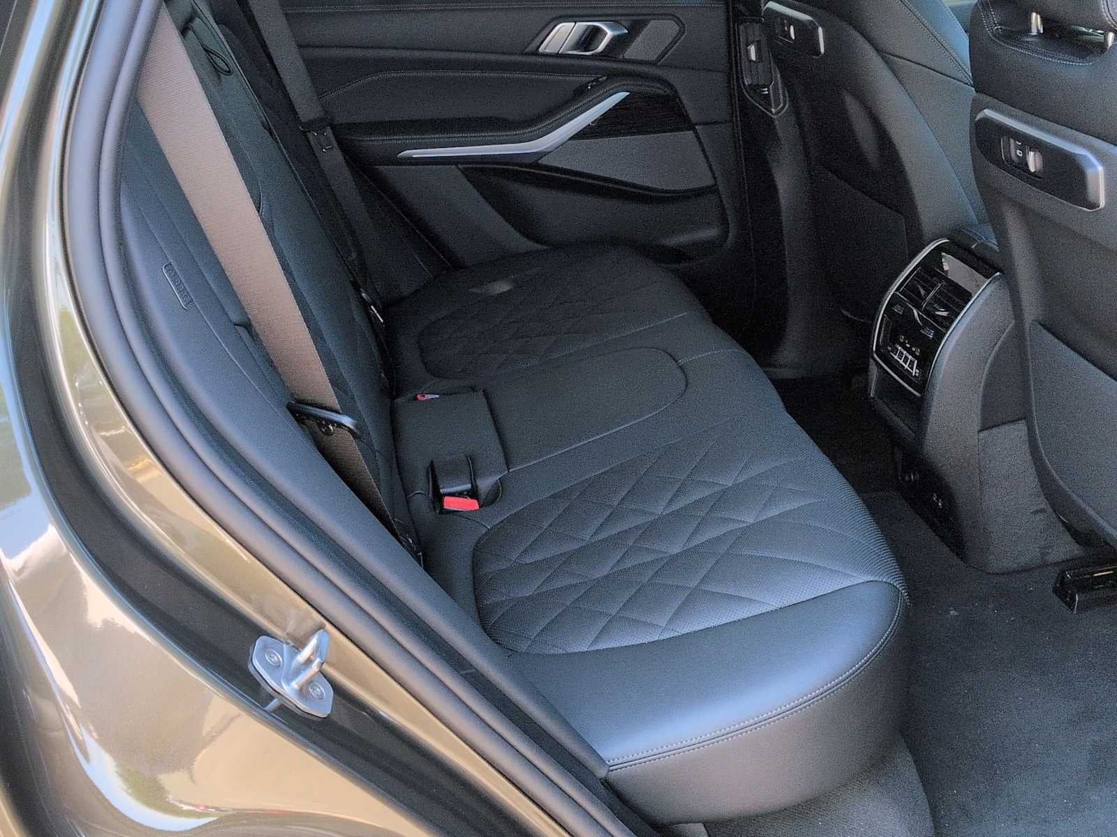 2026 BMW X5 xDrive40i xDrive40i