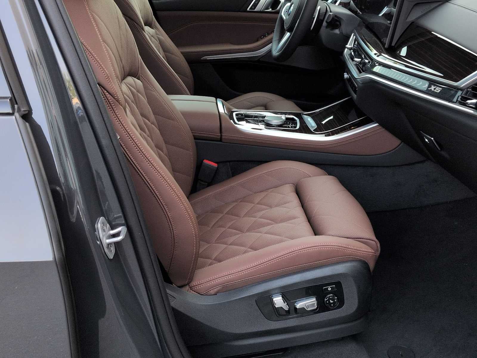2026 BMW X5 xDrive40i xDrive40i