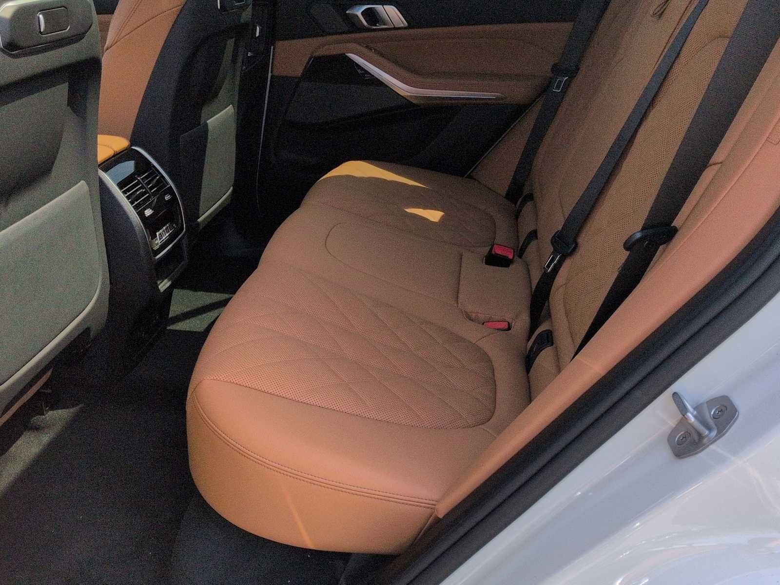 2026 BMW X5 xDrive40i xDrive40i