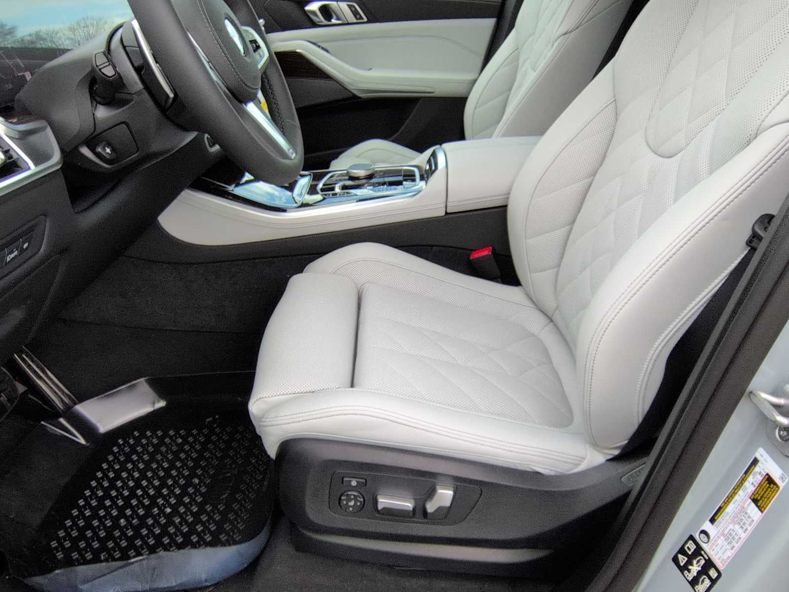 2026 BMW X5 xDrive40i xDrive40i