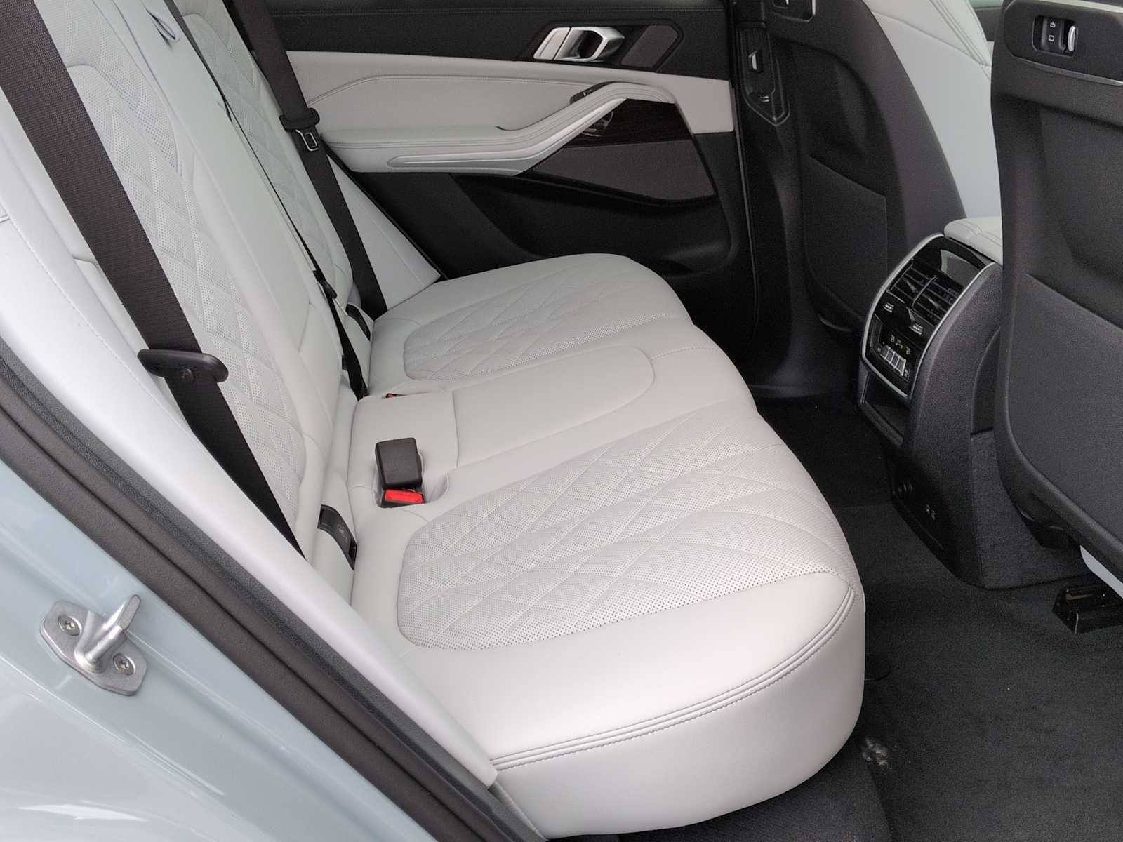 2026 BMW X5 xDrive40i xDrive40i