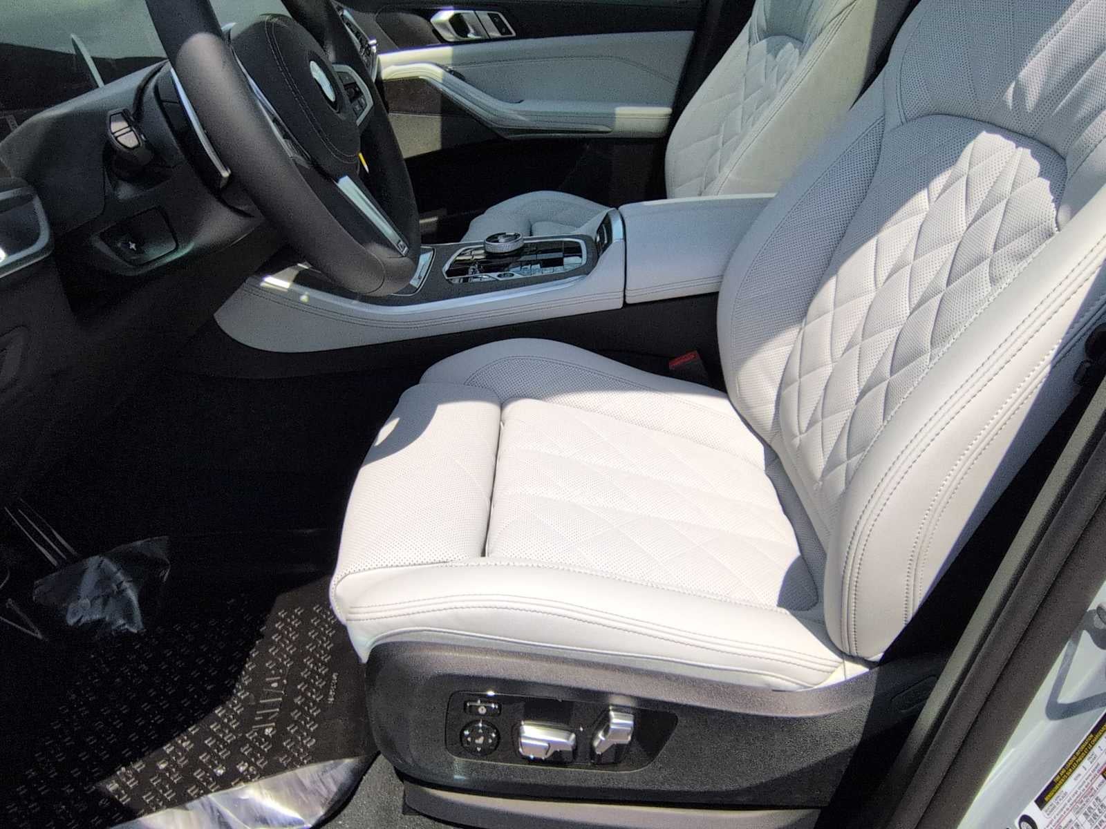 2026 BMW X5 xDrive40i xDrive40i