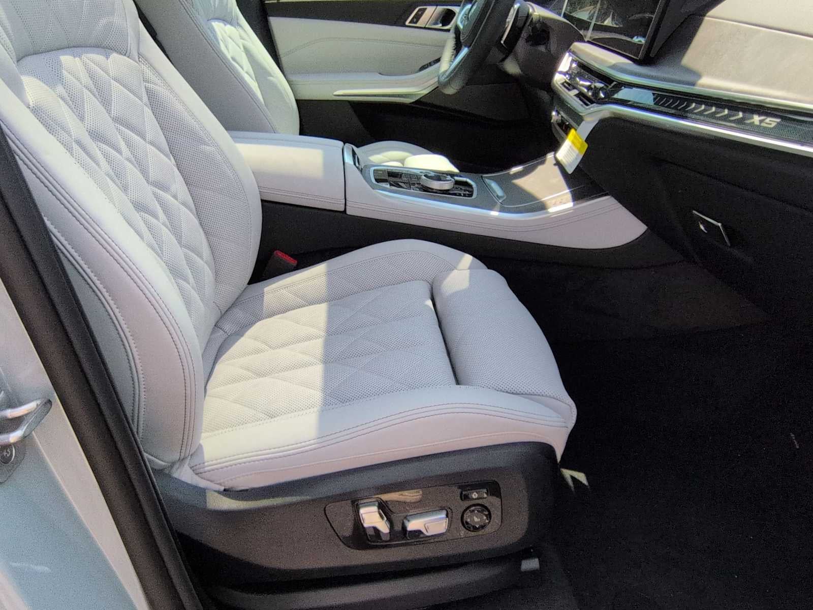 2026 BMW X5 xDrive40i xDrive40i