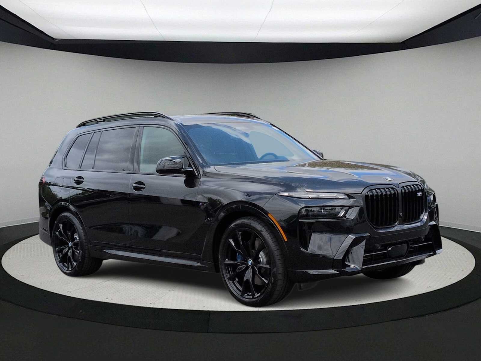 2027 BMW X7 M60i M60i