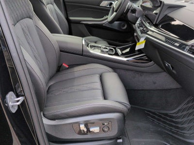 2027 BMW X7 M60i M60i