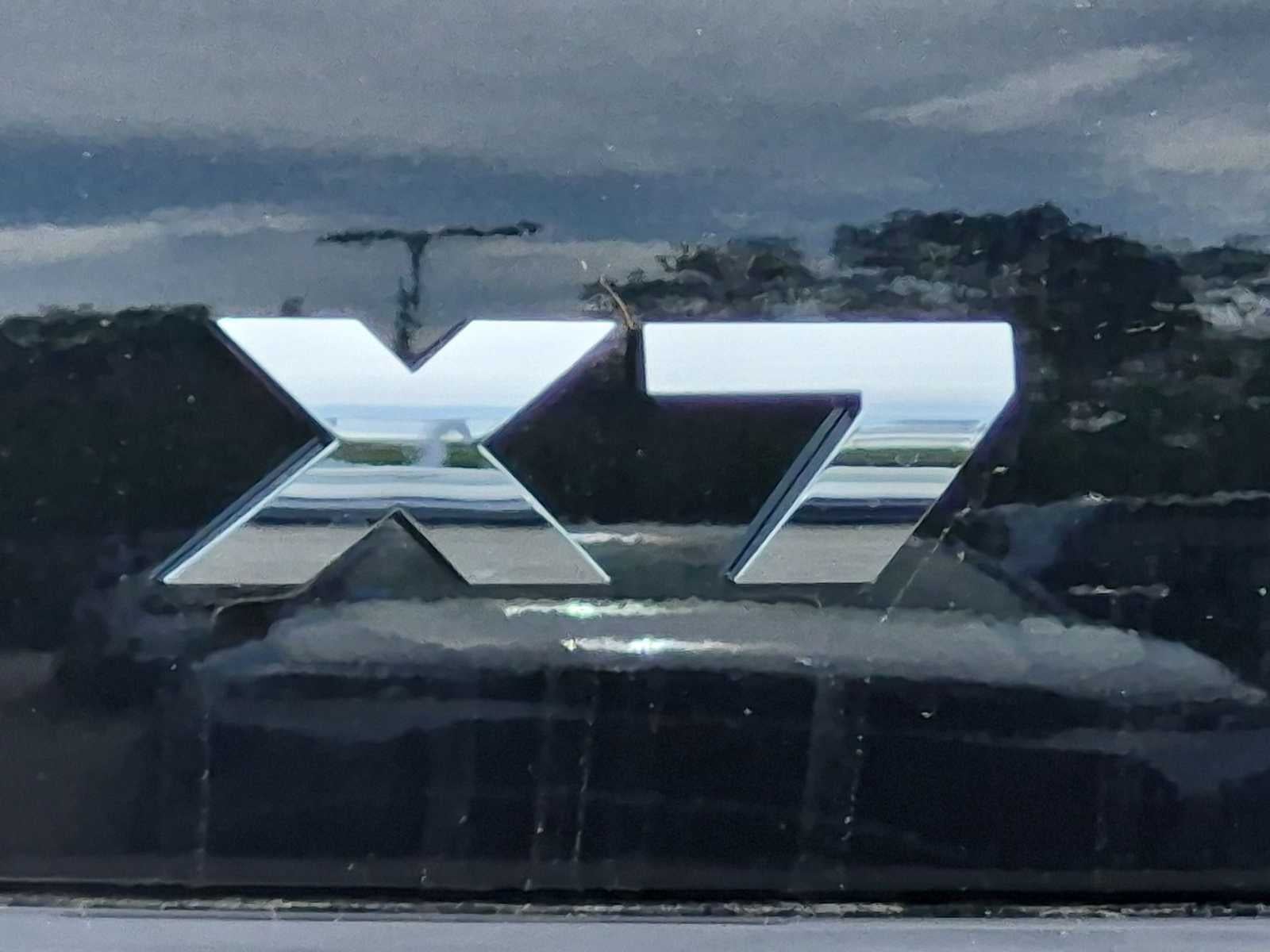 2027 BMW X7 M60i