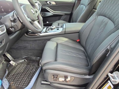 2027 BMW X7 M60i
