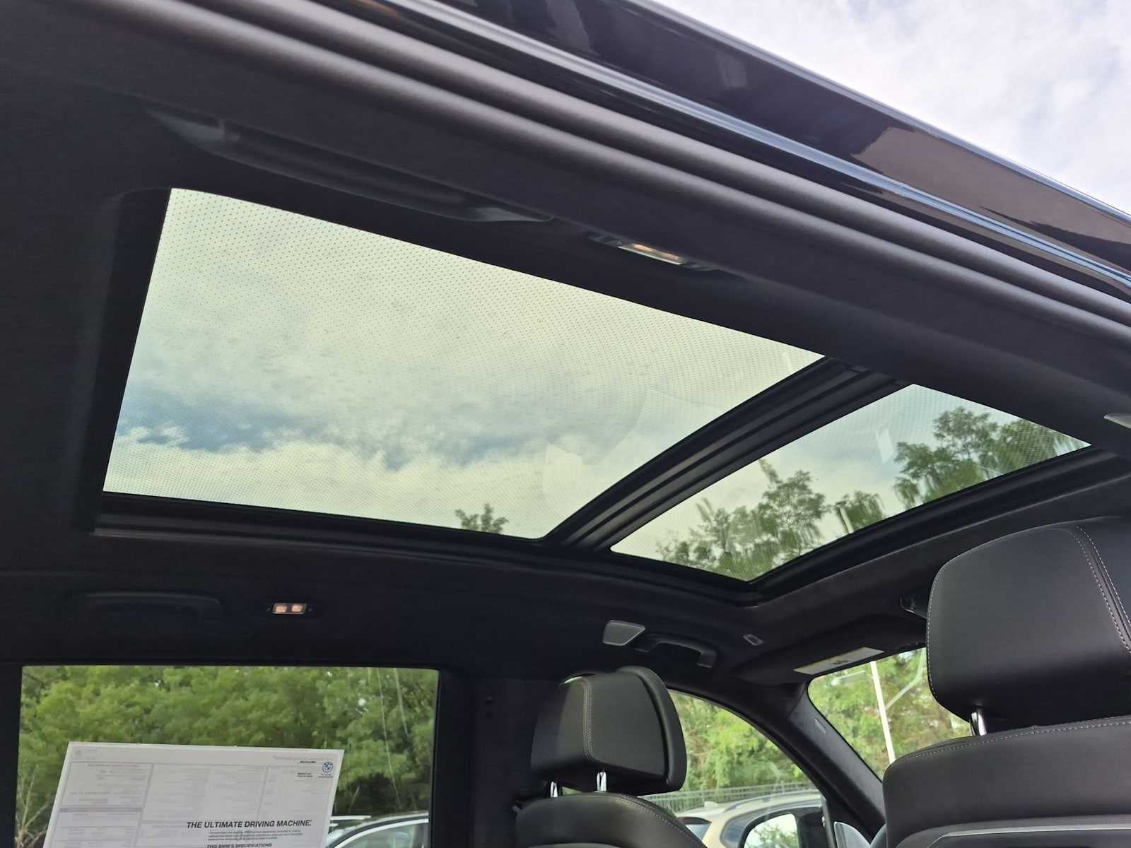 2027 BMW X7 M60i