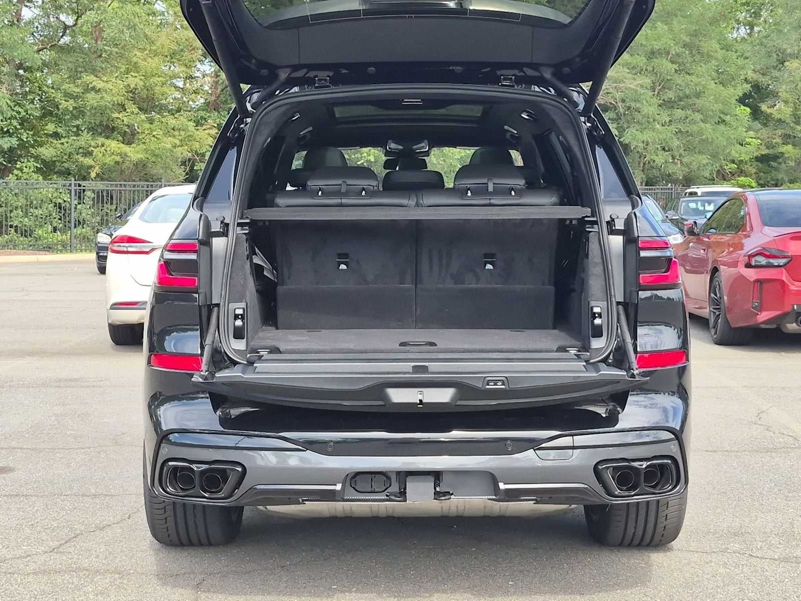 2027 BMW X7 M60i