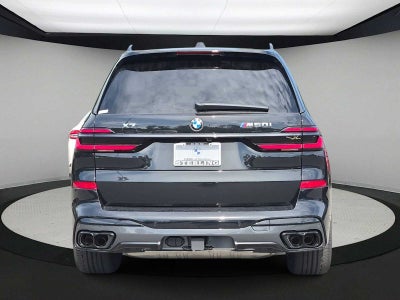 2027 BMW X7 M60i