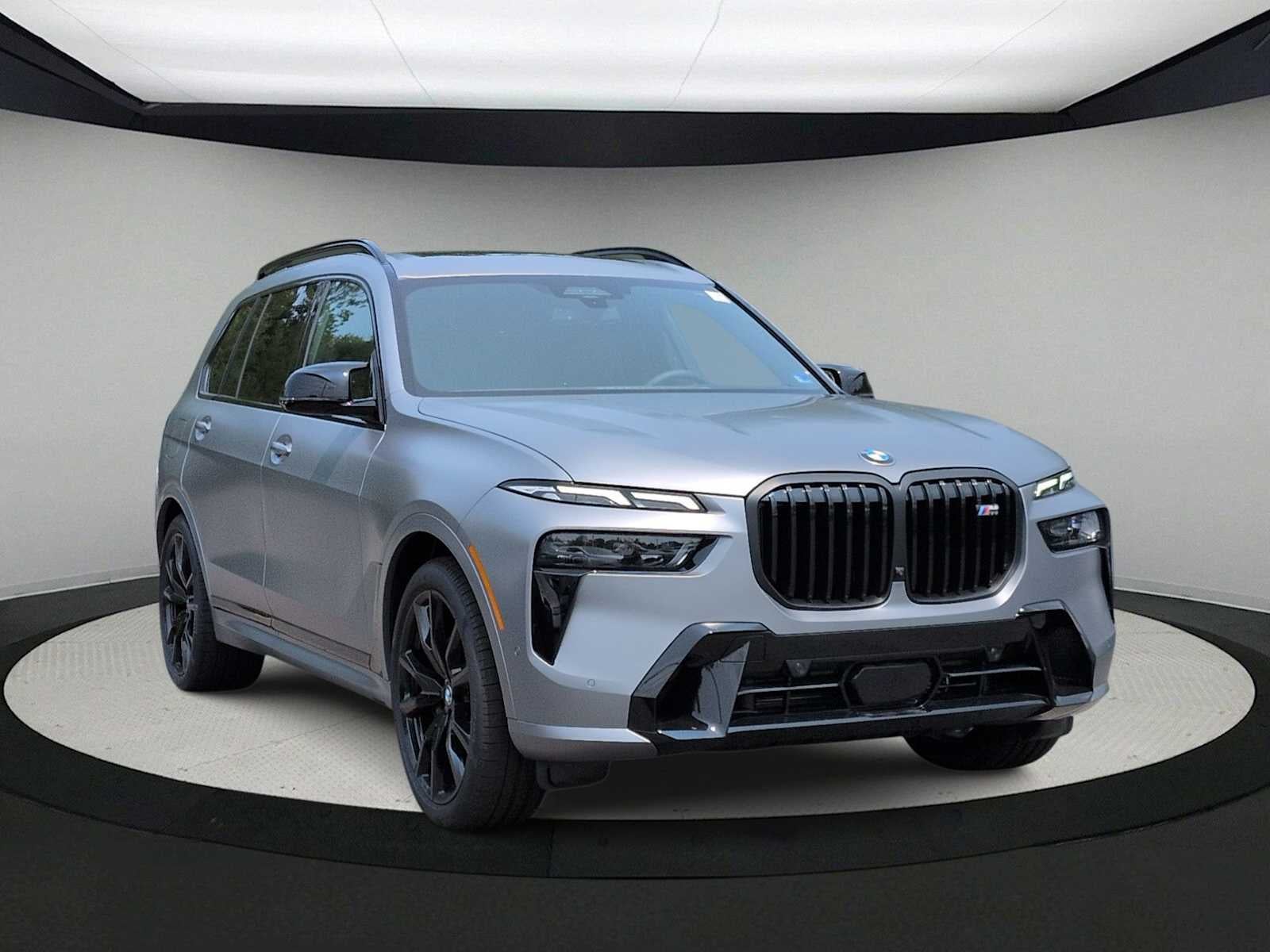 2027 BMW X7 M60i