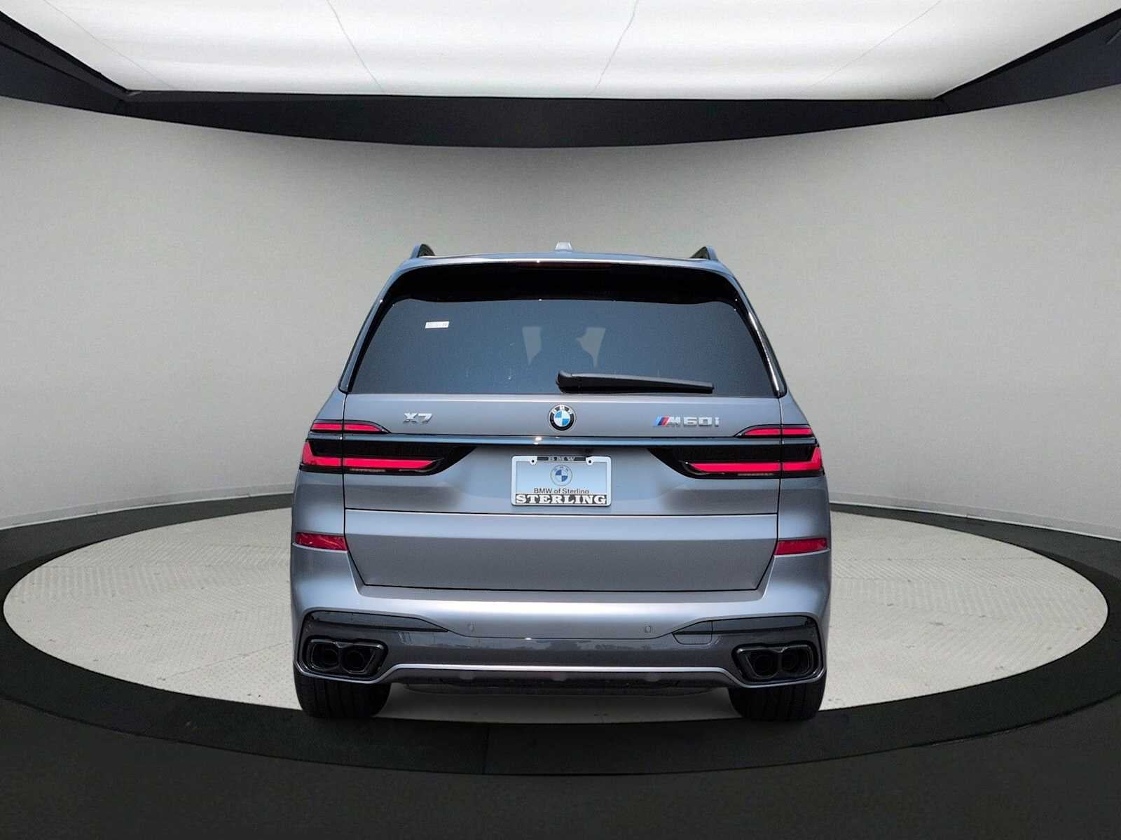 2027 BMW X7 M60i