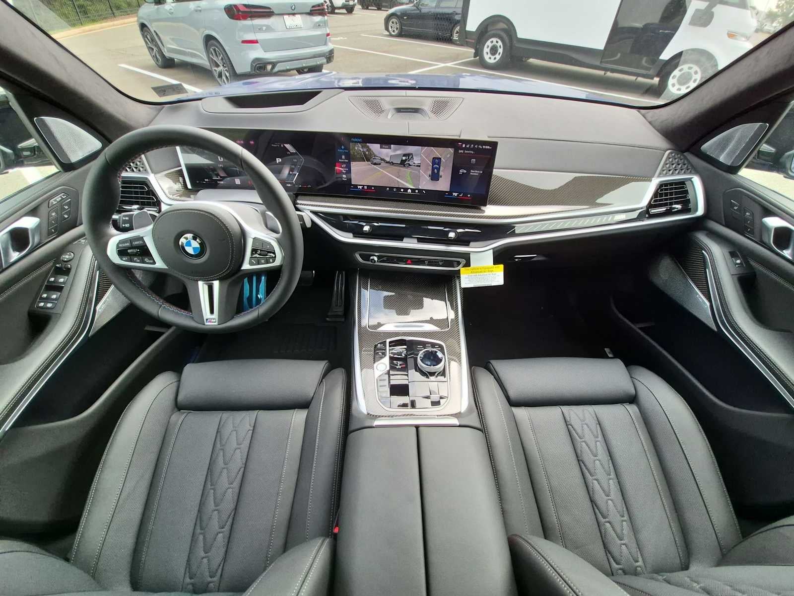 2027 BMW X7 M60i
