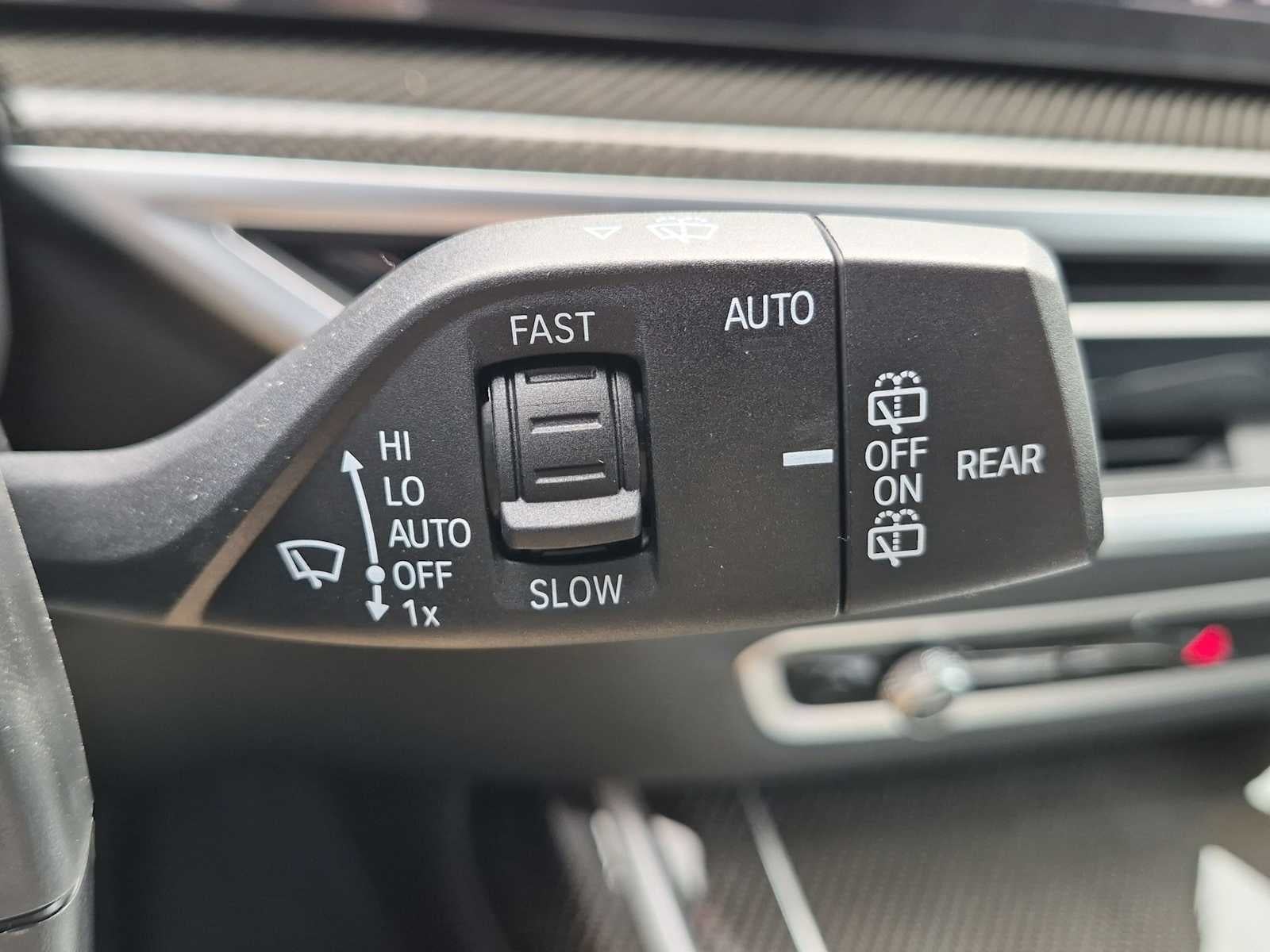 2027 BMW X7 M60i