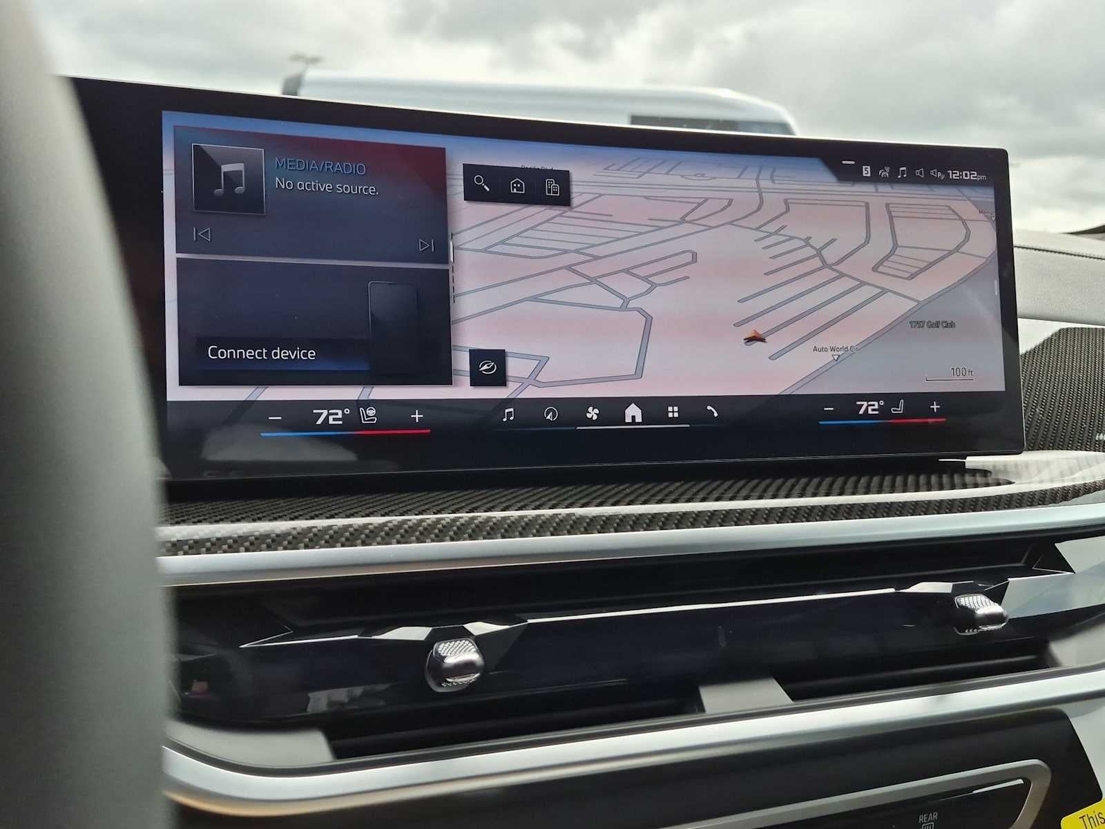 2027 BMW X7 M60i