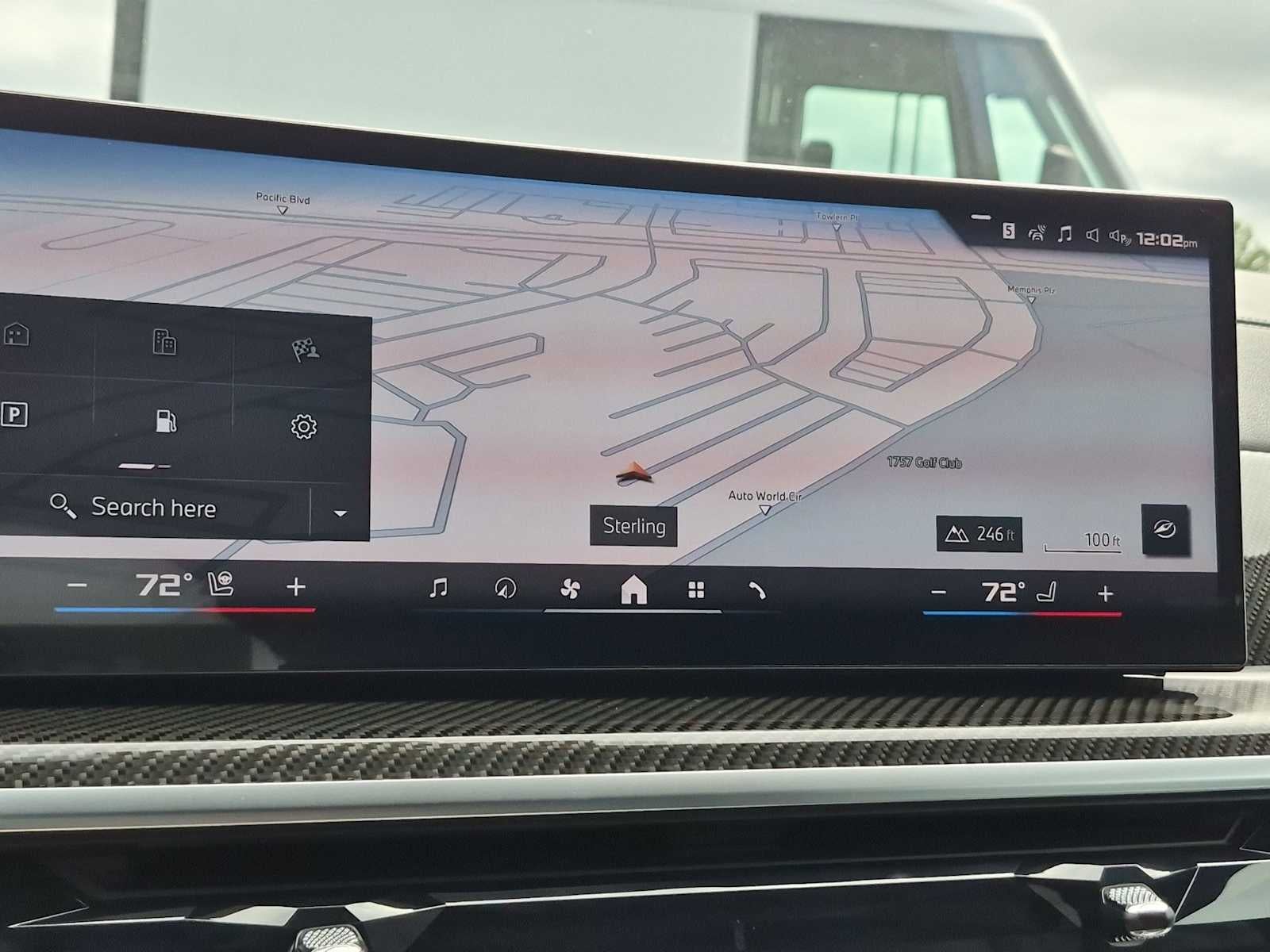 2027 BMW X7 M60i