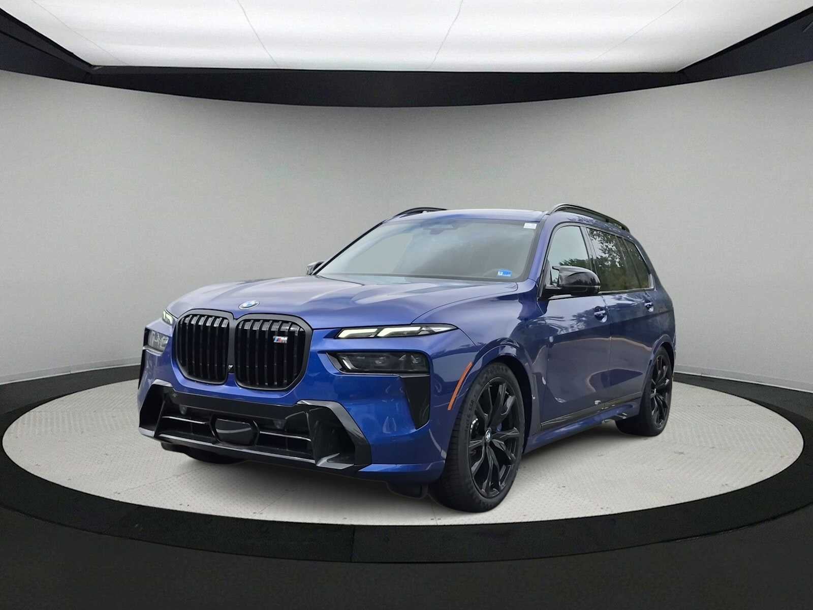 2027 BMW X7 M60i