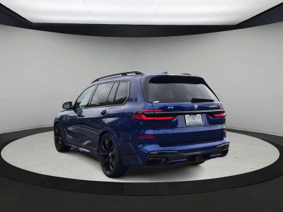 2027 BMW X7 M60i