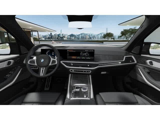 2026 BMW X7 M60i M60i