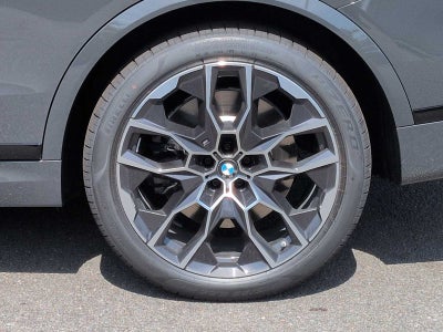 2027 BMW X7 M60i