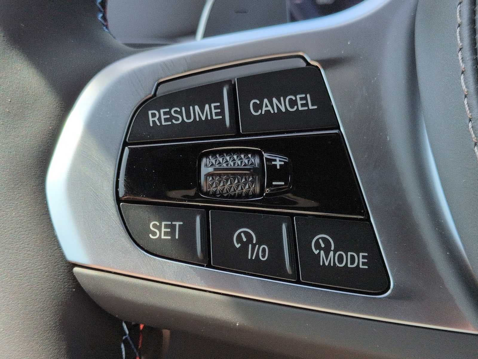 2027 BMW X7 M60i