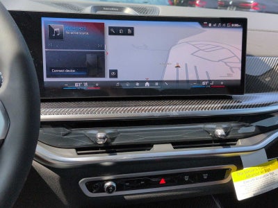 2027 BMW X7 M60i