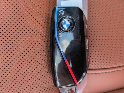 2027 BMW X7 M60i