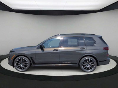 2027 BMW X7 M60i