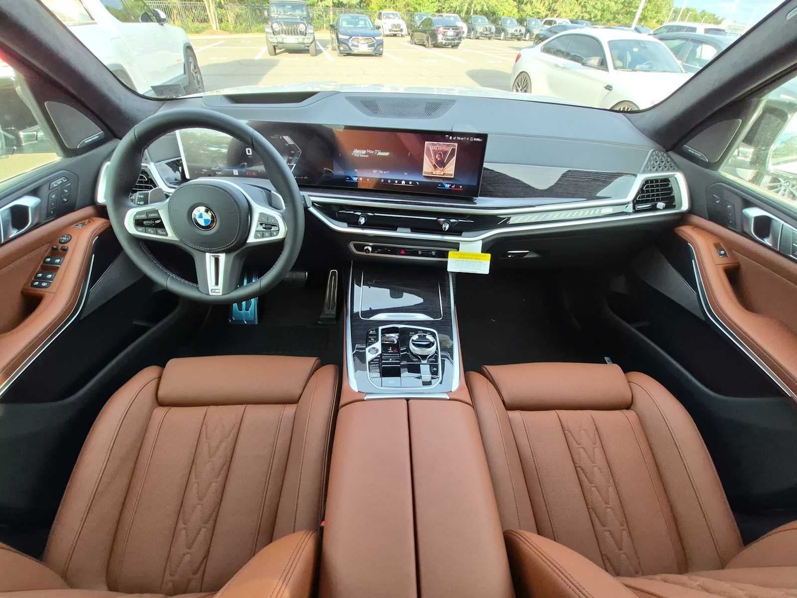 2027 BMW X7 M60i