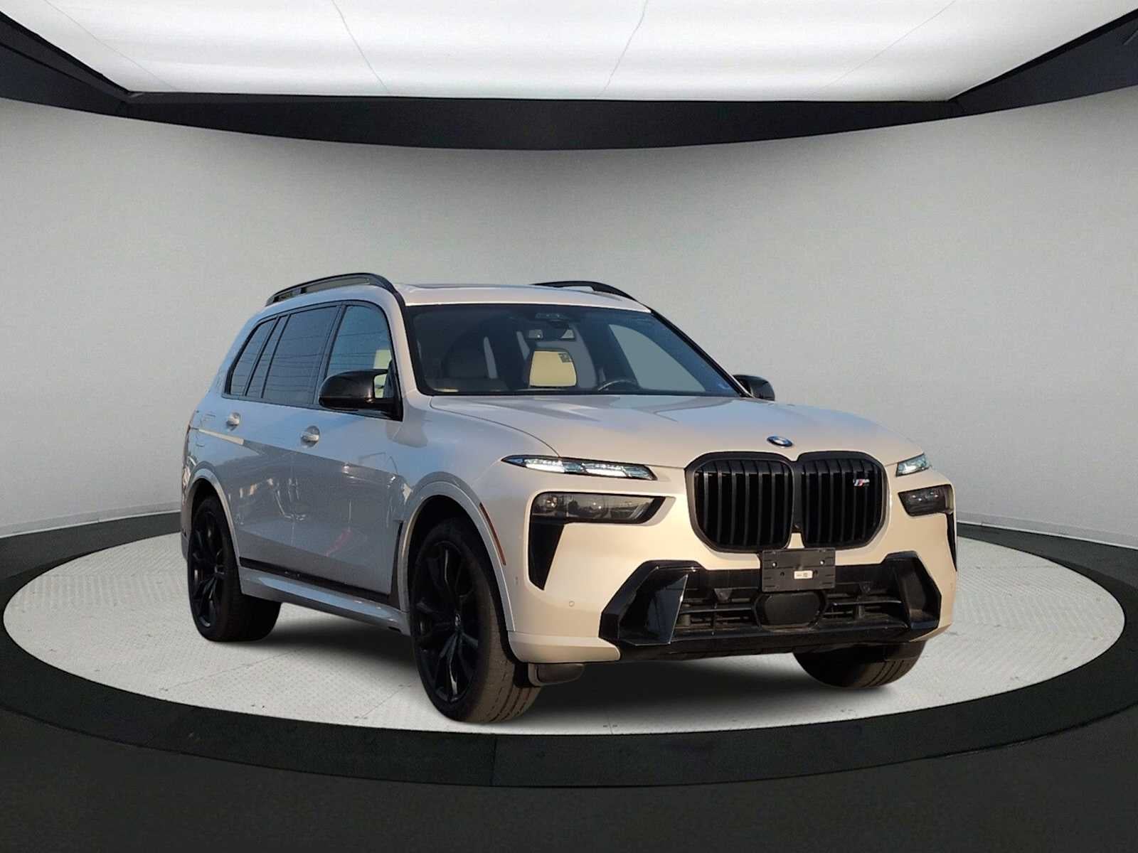 2024 BMW X7 M60i M60i