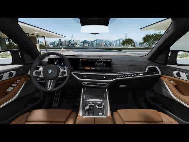 2025 BMW X7 M60i