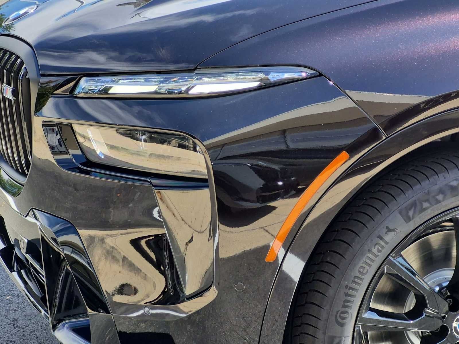 2027 BMW X7 M60i